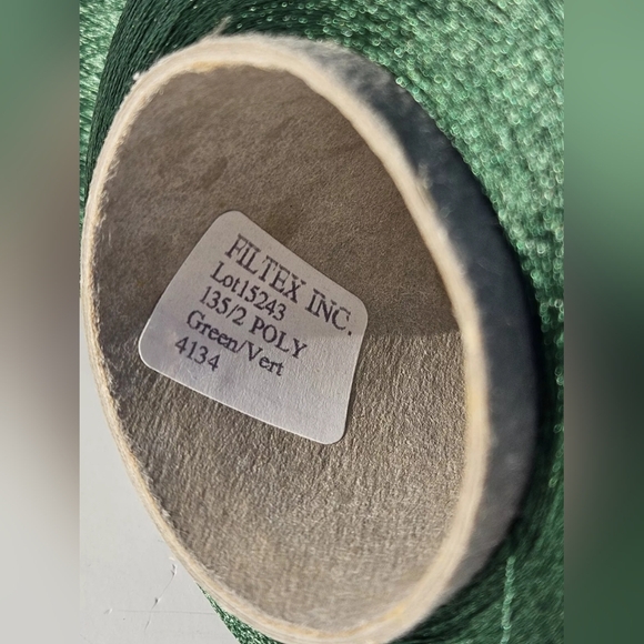 Embroidery Thread Bulk Spool Christmas Green Sewing 2 Pack NOS Filtex 4134 2lbs - Picture 4 of 4